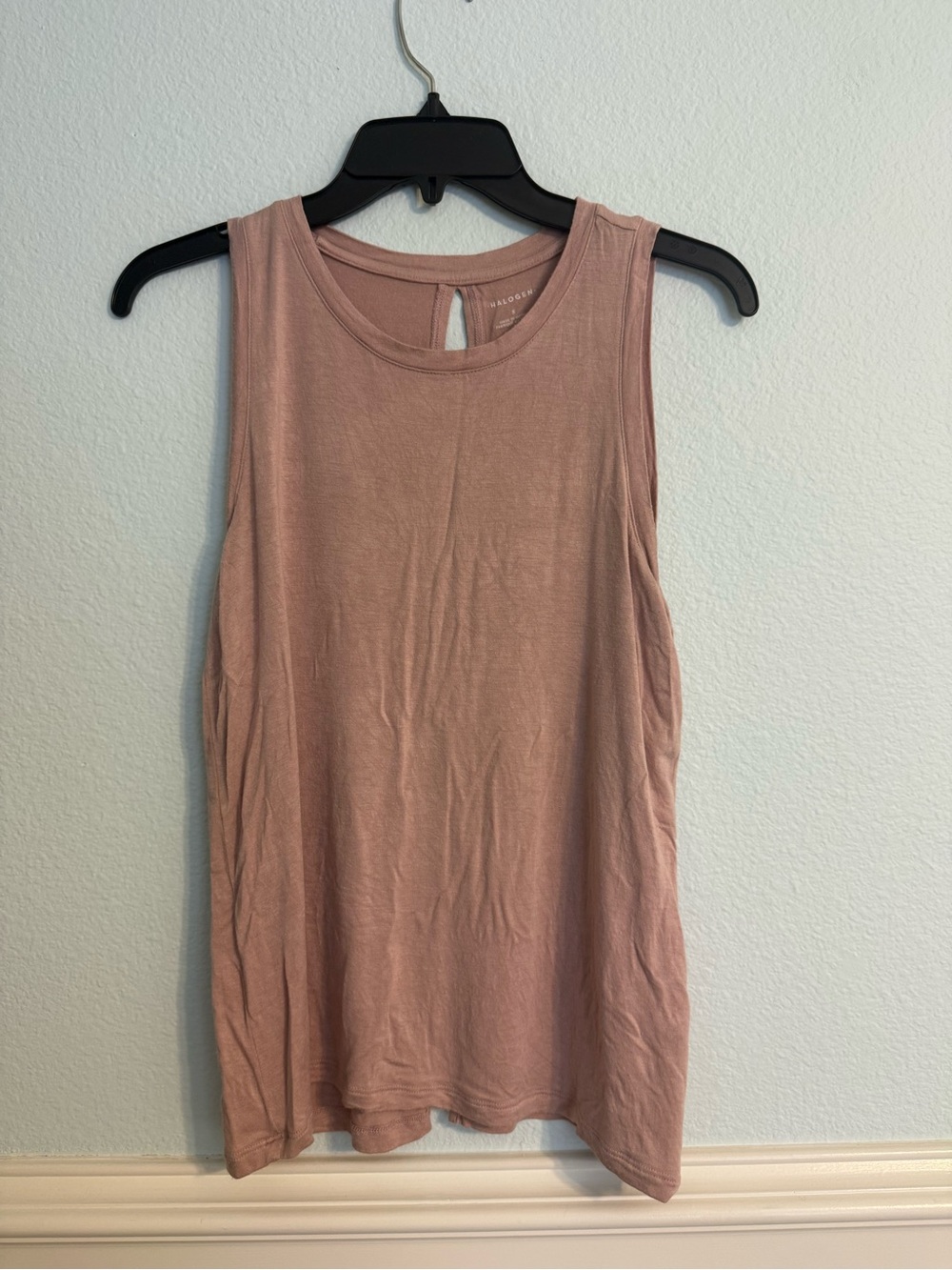Halogen Mauve-Pink Sleeveless Keyhole Tank